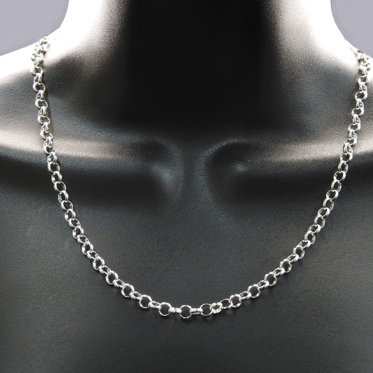Silver chain necklace on a mannequin neck