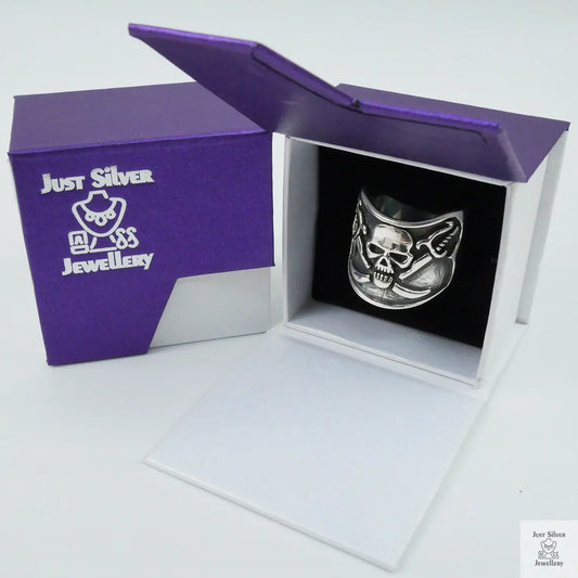 Silver Bold "Skull & Swords" Gents Ring Just Silver Jewellery