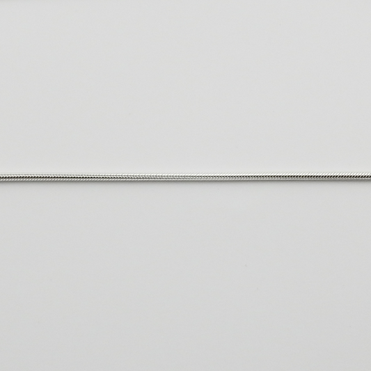 Light gray color swatch with a thin silver line