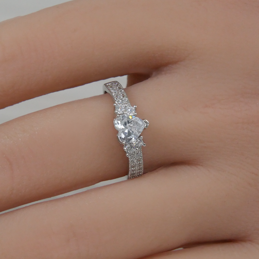 Silver Zirconia Heart Ring
