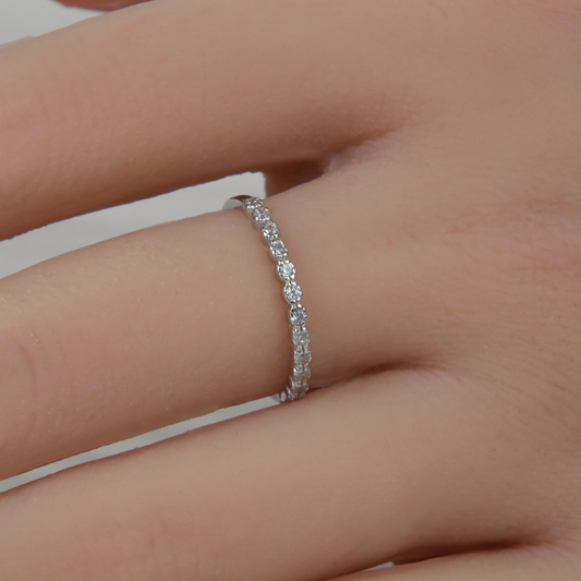 Silver Eternity Zirconia Ring