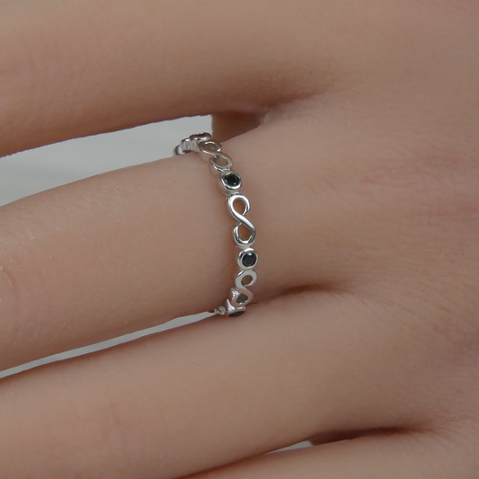 Silver Infinity Loops Delicate Black Zirconia Ring