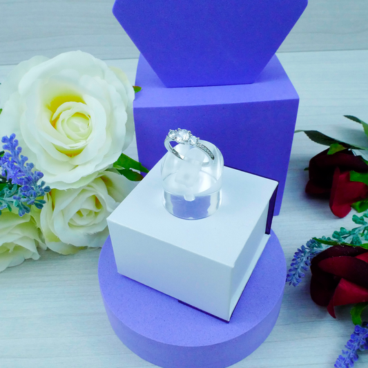 Silver Classic Design 3 Stone Zirconia Ring