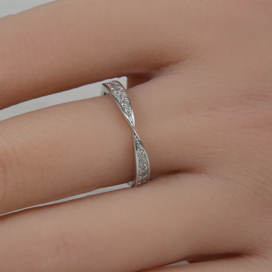 Silver Zirconia Kisses Ring
