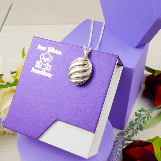 "Swirl" Oval Locket & chain