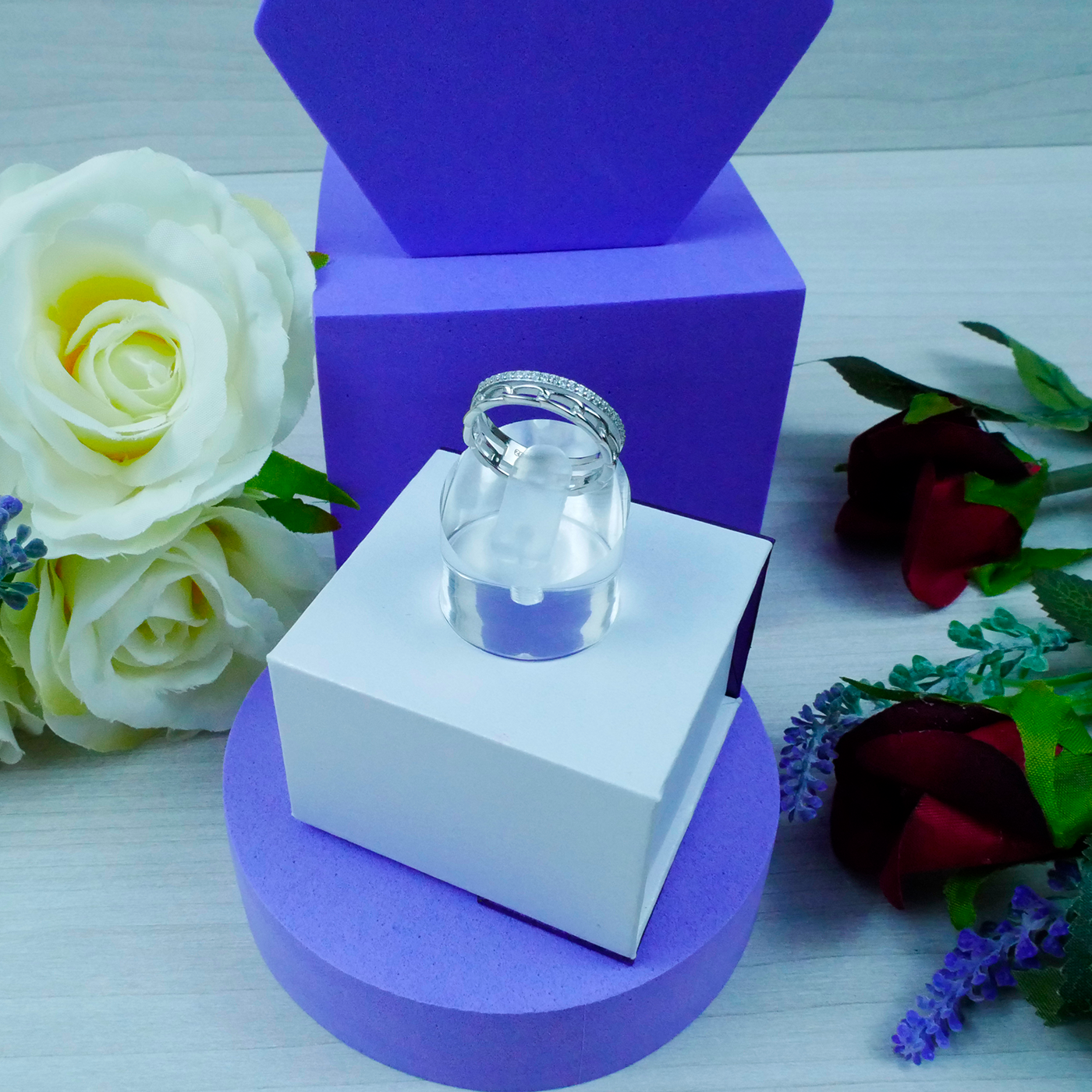 Silver Chain & Zirconia split ring