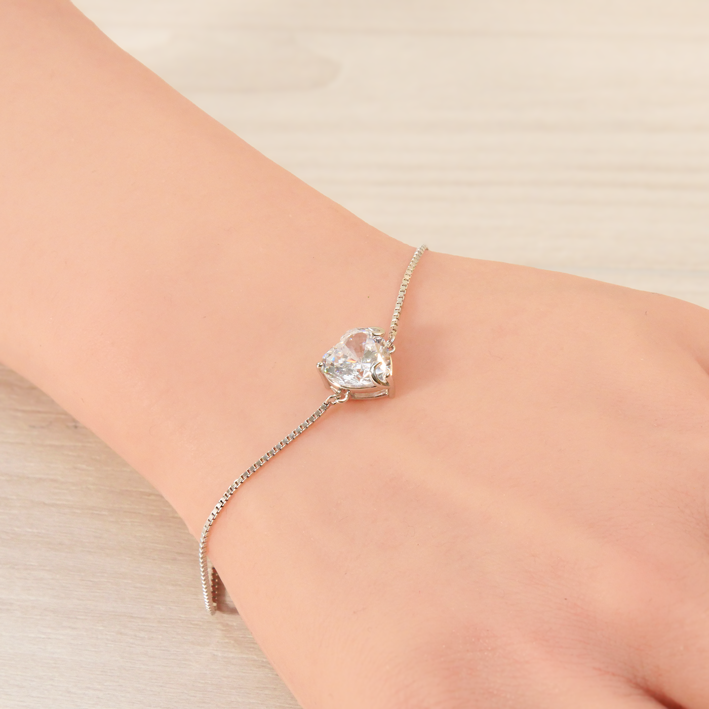 Silver Heart Natural Zircon Bracelet