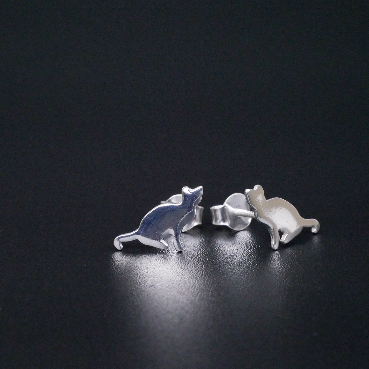Silver "Sitting Cat" Earrings