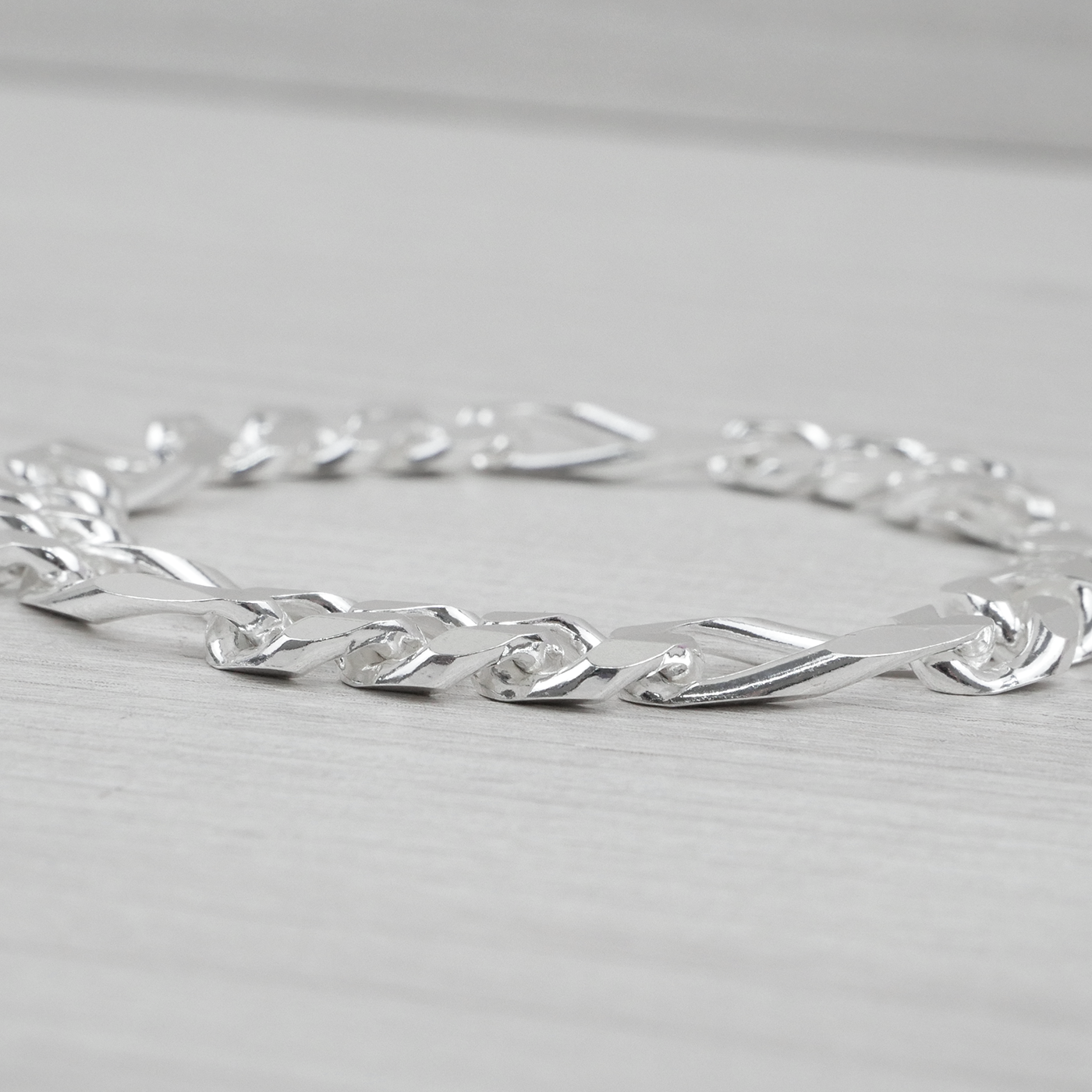 Solid Sterling Silver Figaro Bracelet (9.8mm)