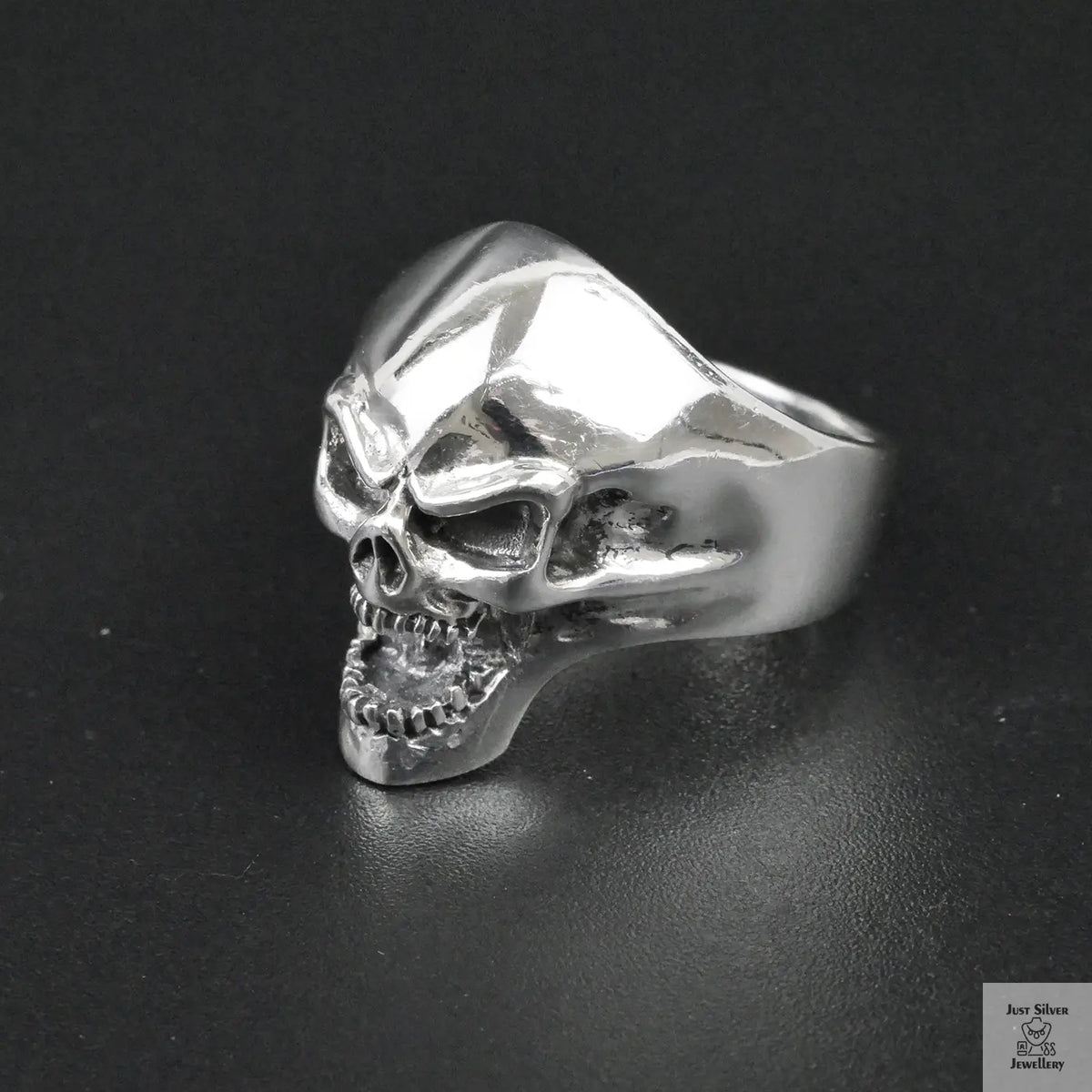 Silver Bold "Shouting Skull" Gents Ring Just Silver Jewellery