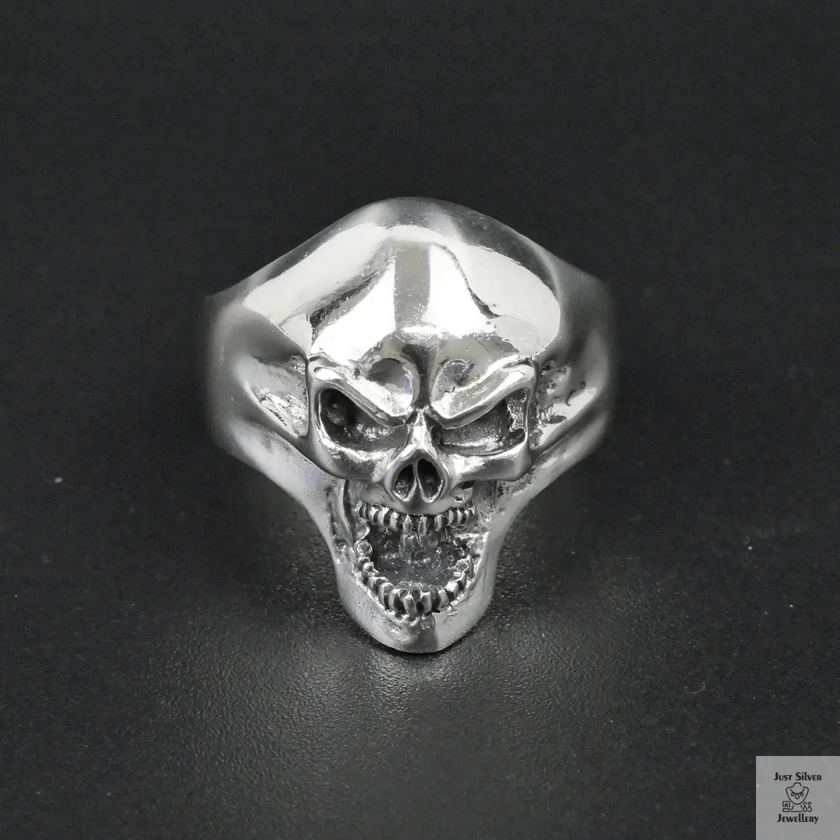 Silver Bold "Shouting Skull" Gents Ring Just Silver Jewellery