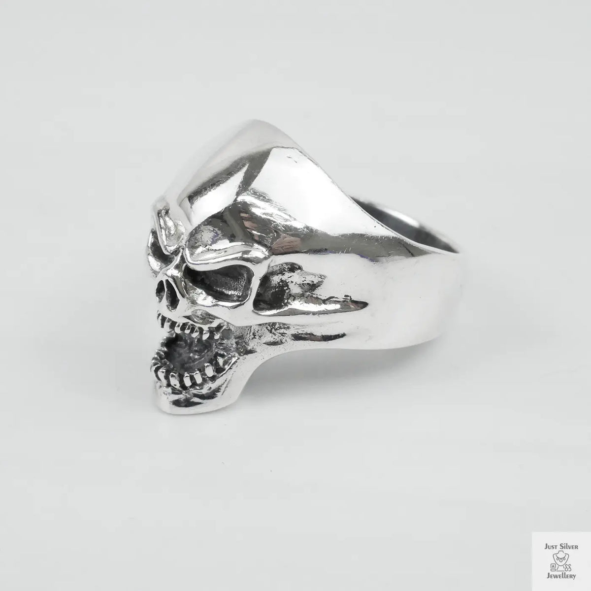 Silver Bold "Shouting Skull" Gents Ring Just Silver Jewellery