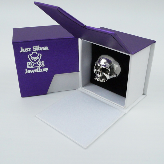 Silver "Plain Skull" Gents Ring