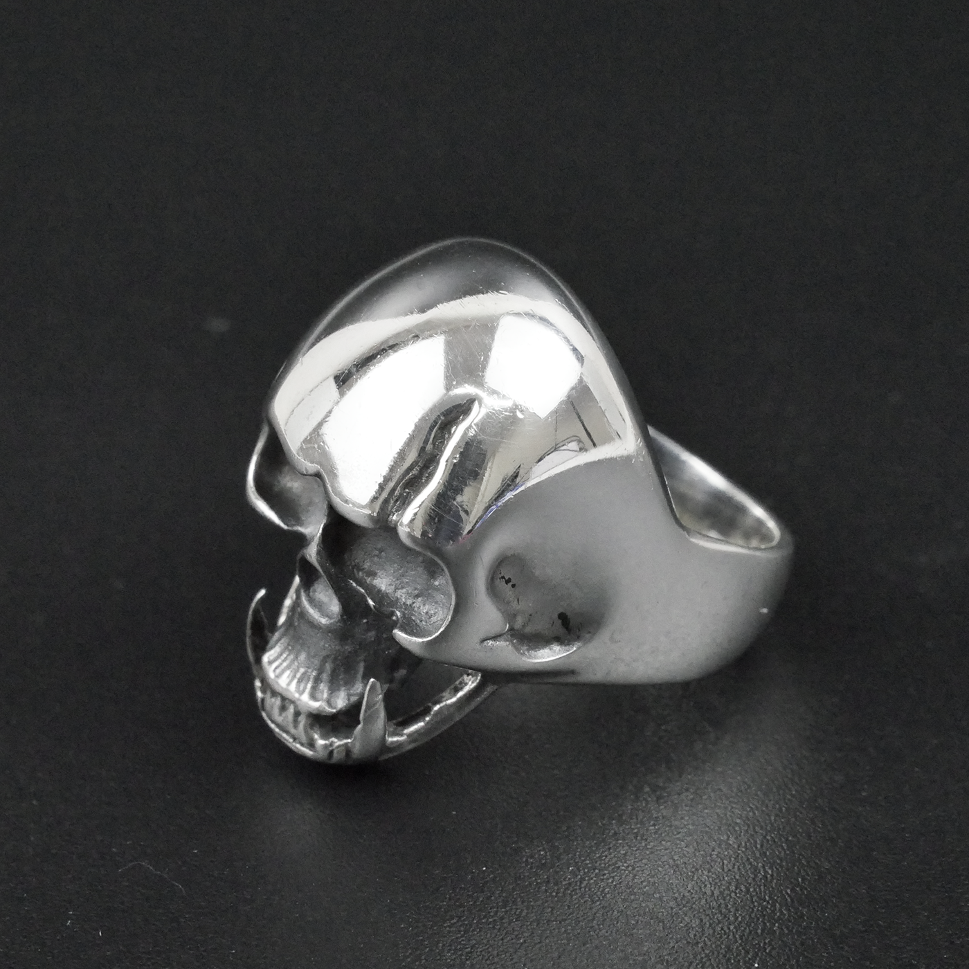 Silver "Tusked Skull" Gents Ring