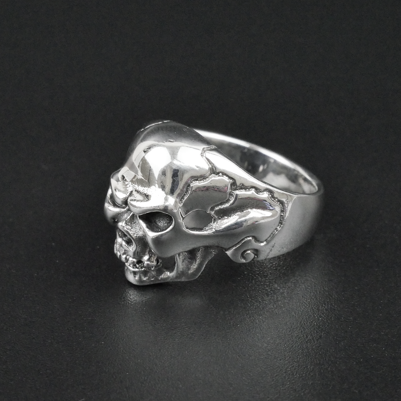 Silver "Boney Skull" Gents Ring