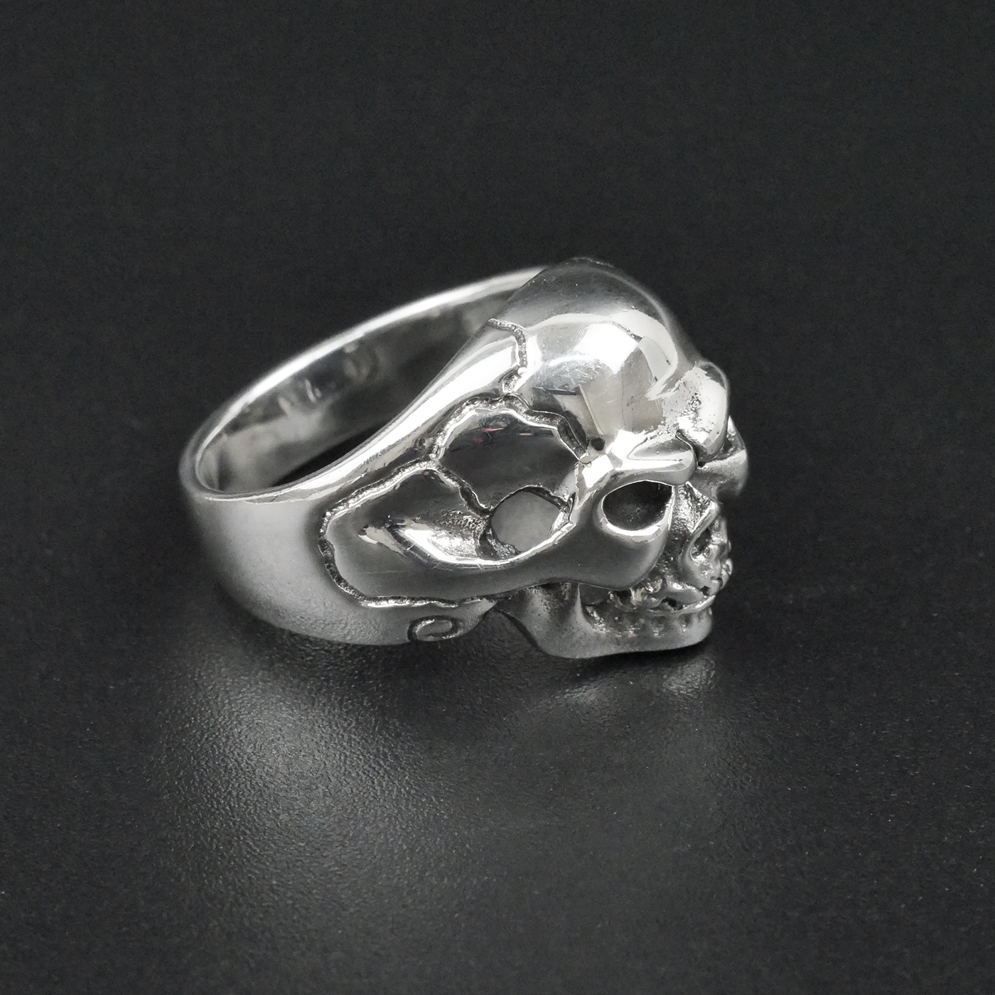 Silver "Boney Skull" Gents Ring