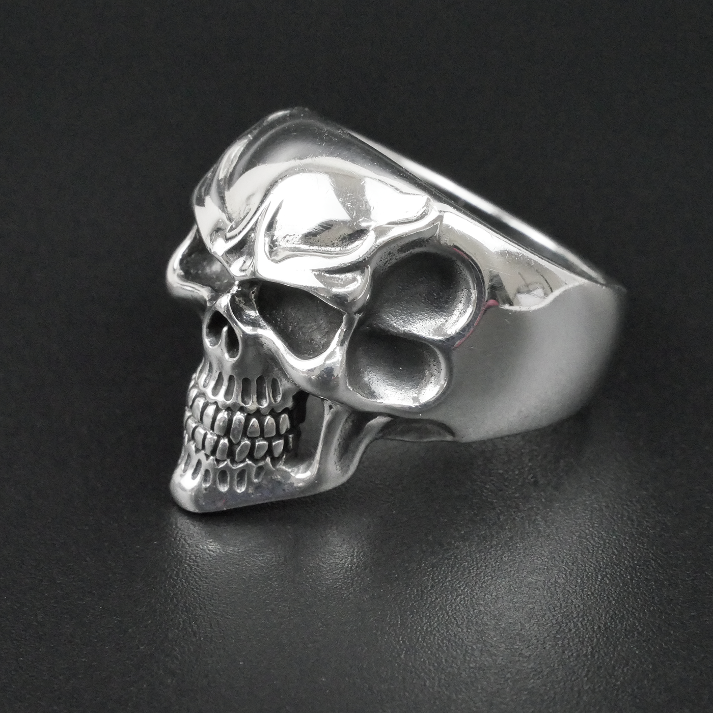 Silver "Bone Skull" Gents Ring