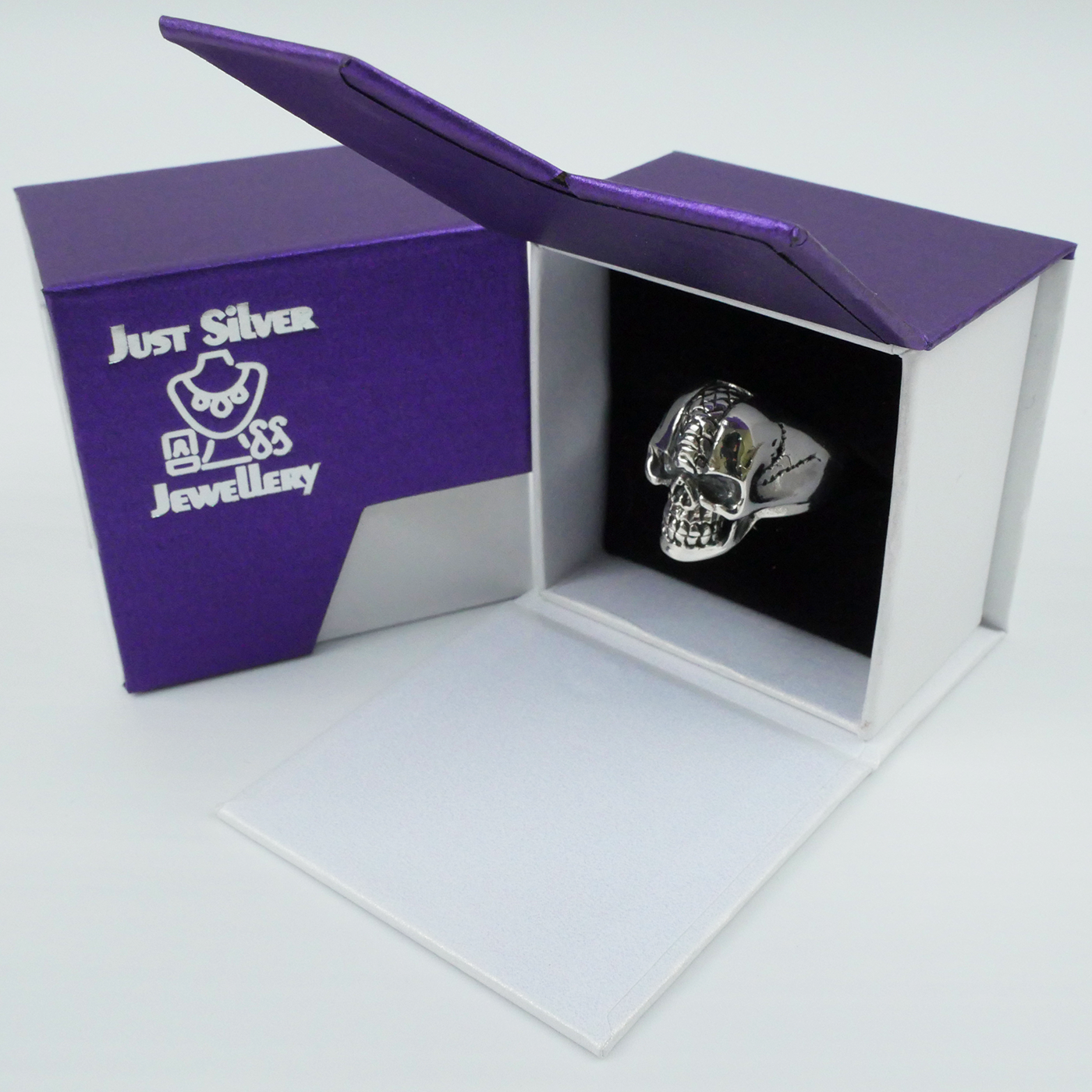 Silver "Snake Skin Skull " Gents Ring