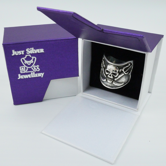 Silver "Skull & Swords" Gents Ring