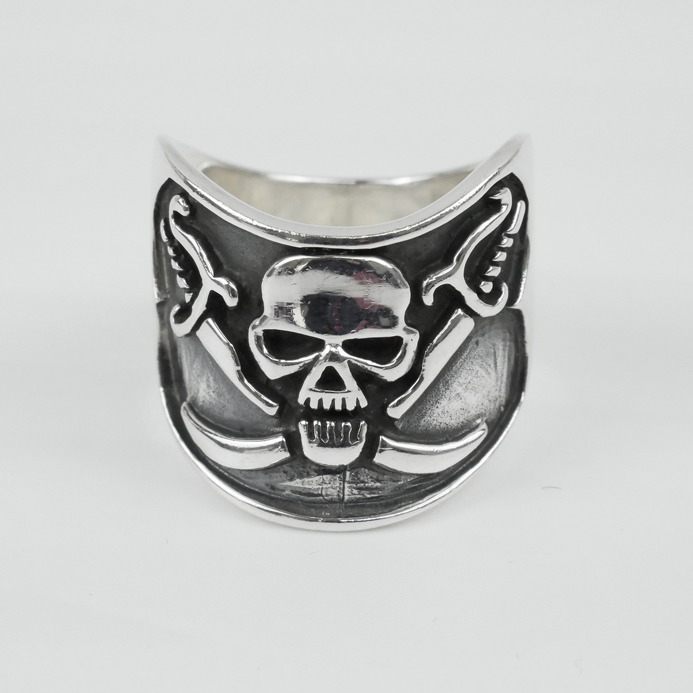 Silver "Skull & Swords" Gents Ring