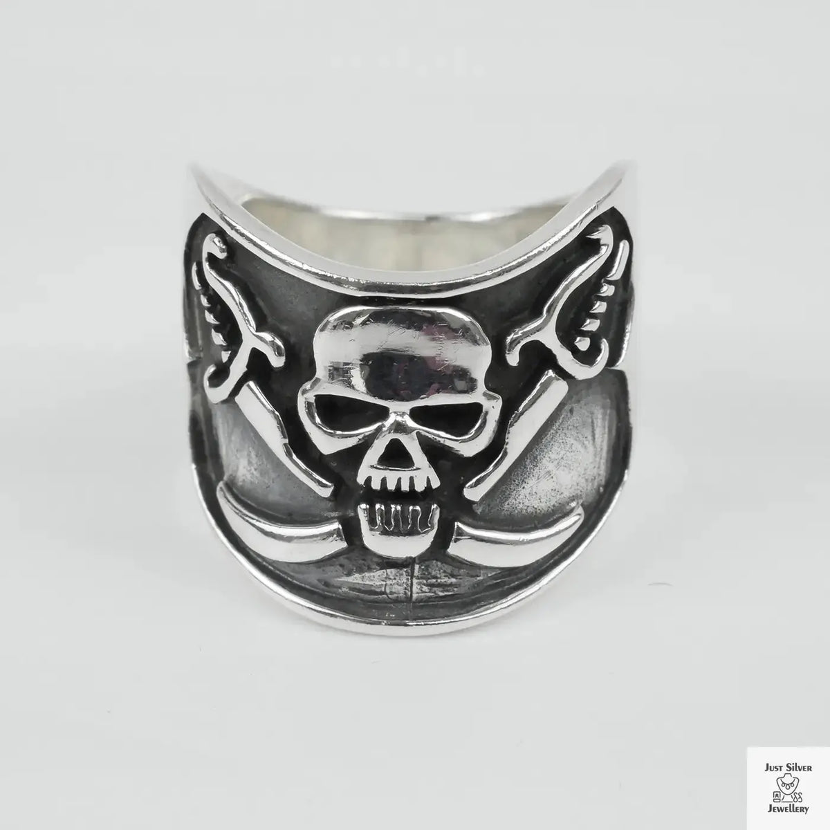 Silver Bold "Skull & Swords" Gents Ring Just Silver Jewellery
