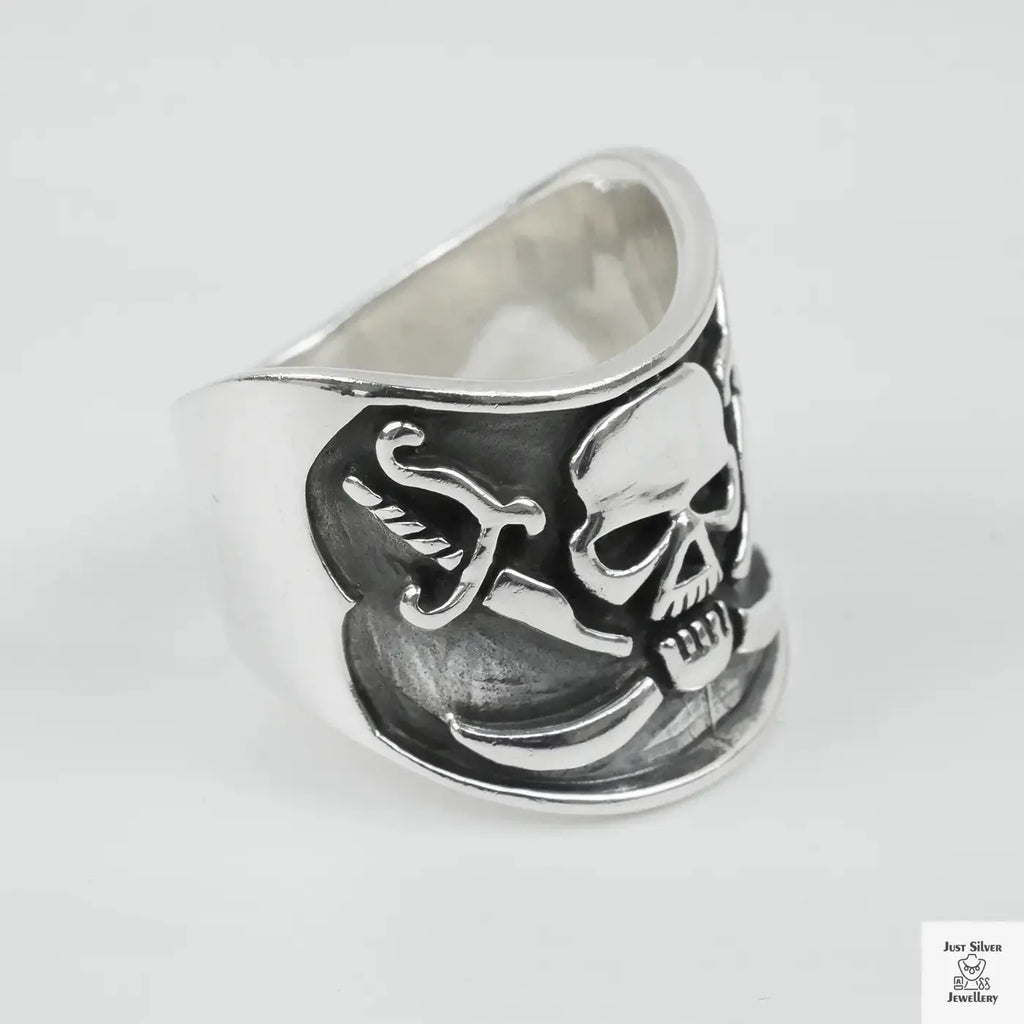 Silver Bold "Skull & Swords" Gents Ring Just Silver Jewellery