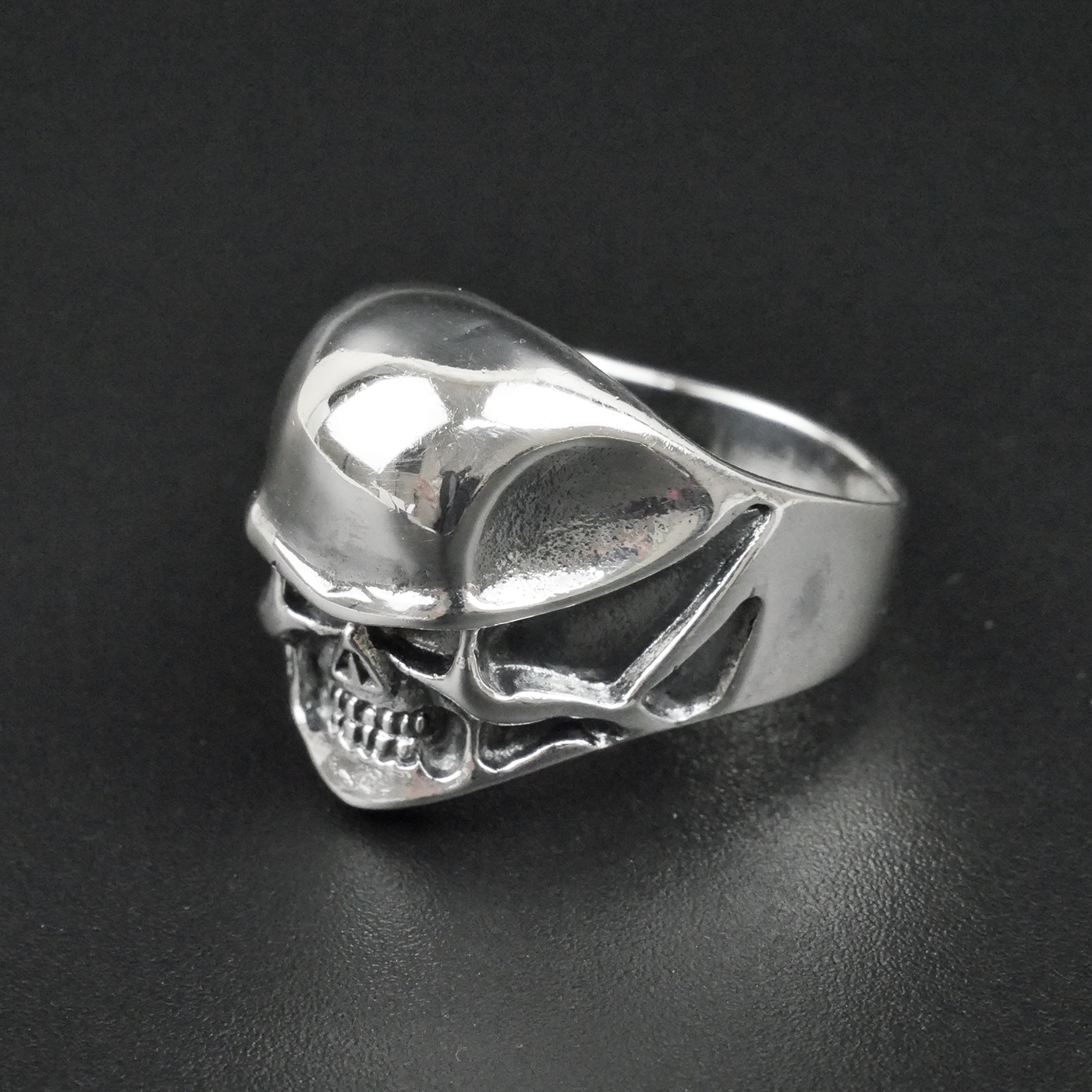 Silver "Small Face Skull" Gents Ring