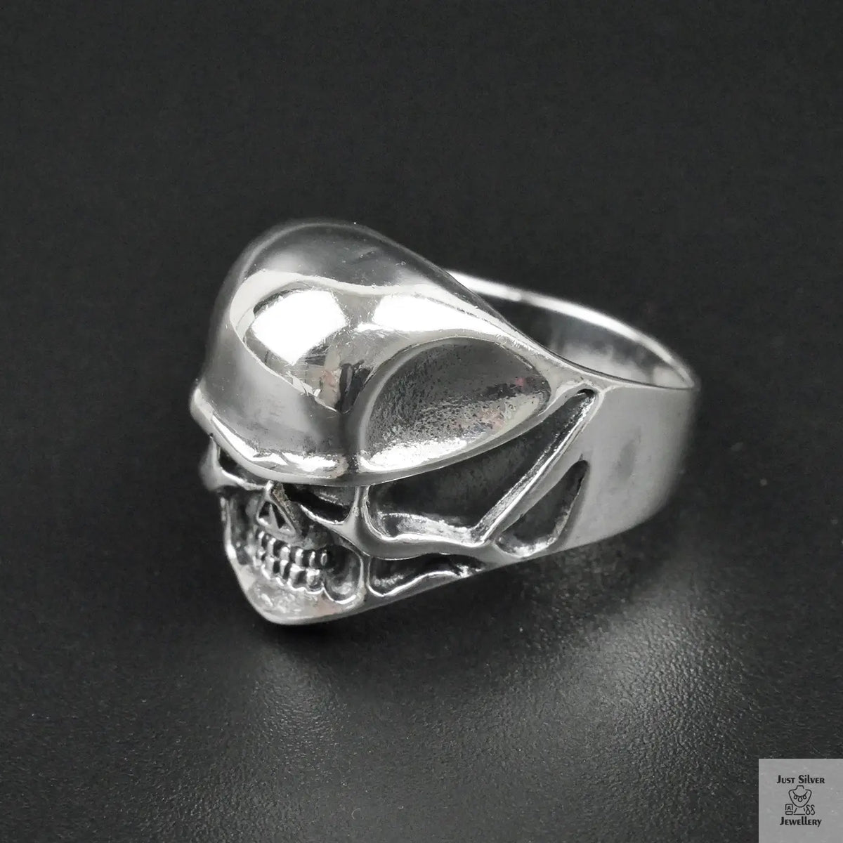 Silver Bold "Small Face Skull" Gents Ring Just Silver Jewellery