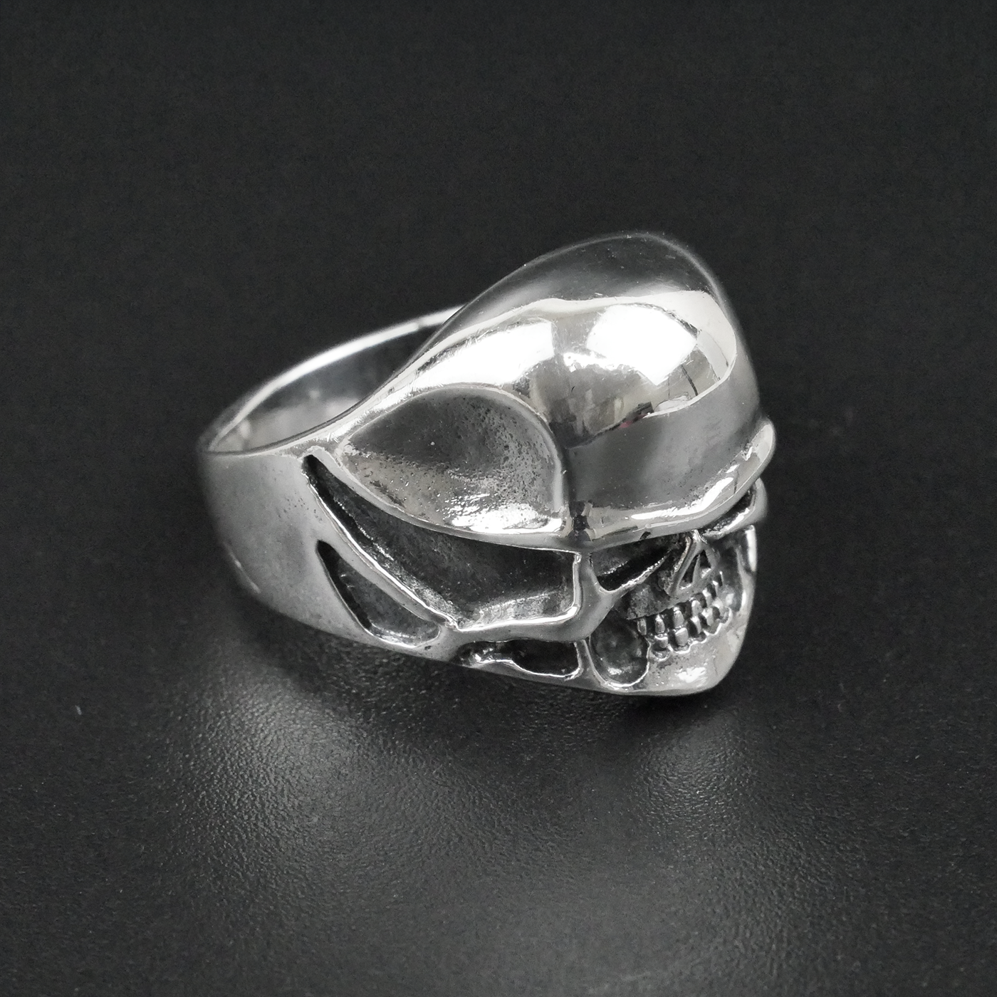 Silver "Small Face Skull" Gents Ring