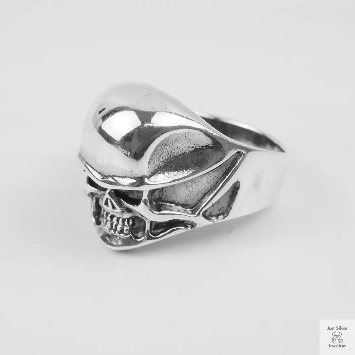 Silver Bold "Small Face Skull" Gents Ring Just Silver Jewellery