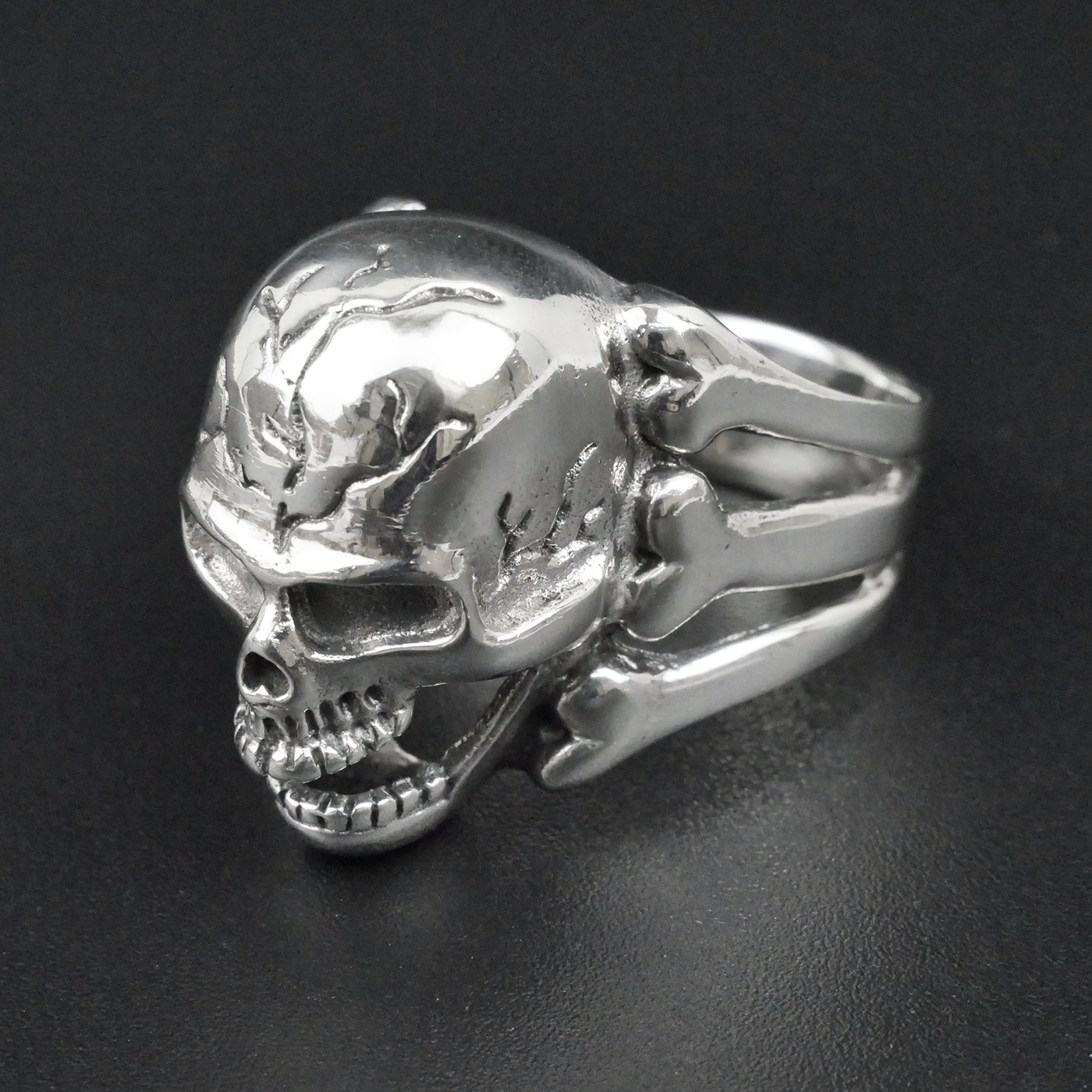 Silver "Skull & Bones" Gents Ring