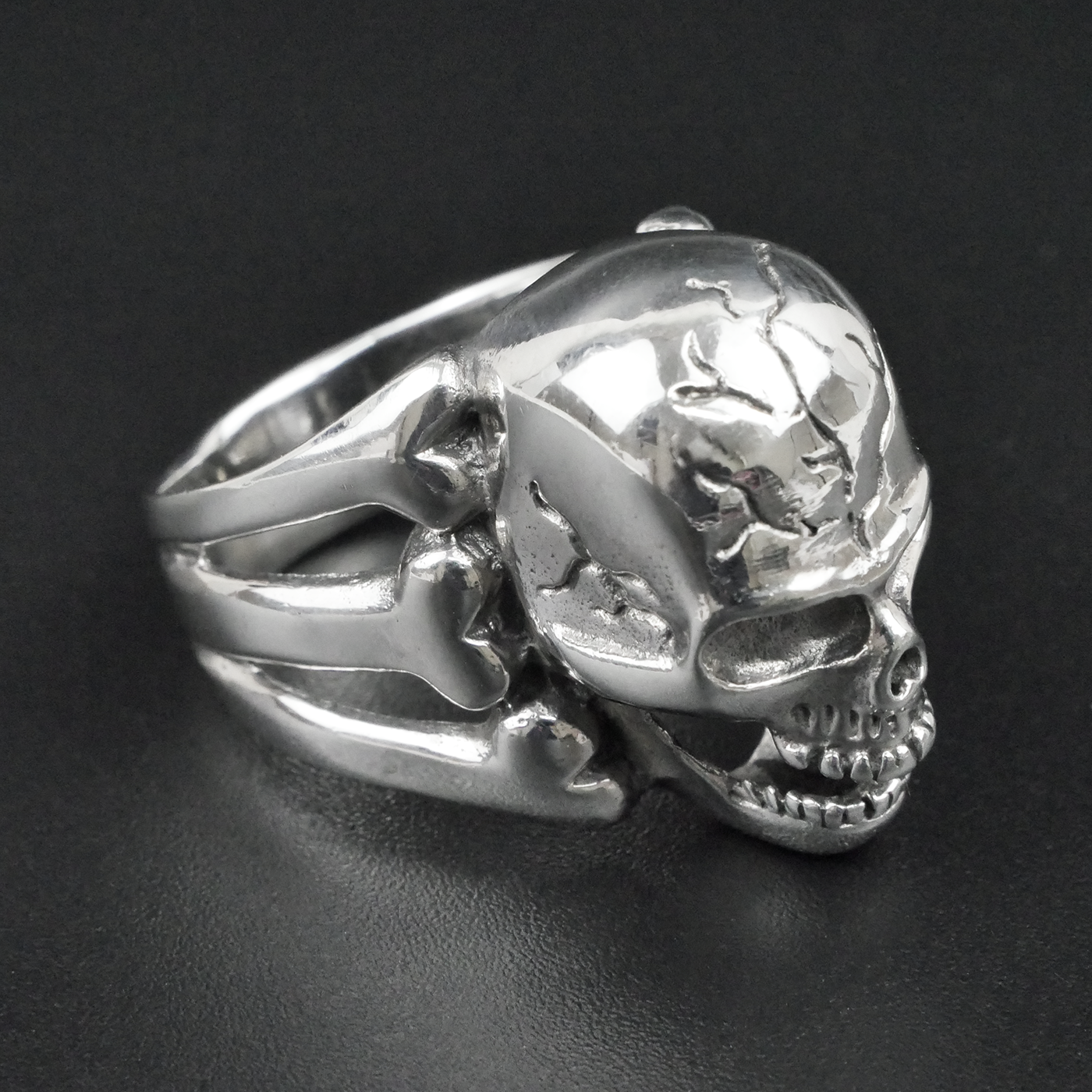 Silver "Skull & Bones" Gents Ring