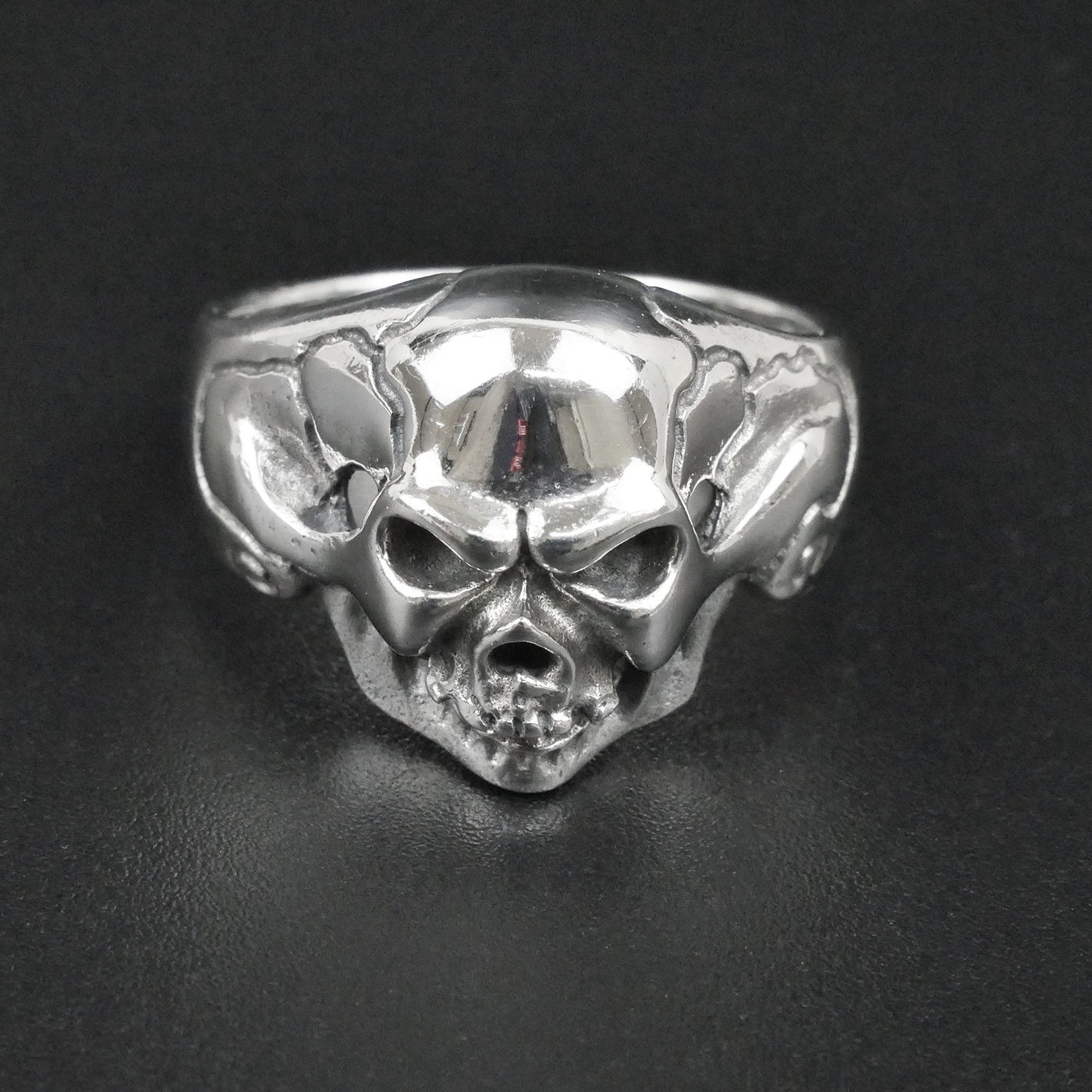 Silver "Cheeky Grin Skull" Gents Ring