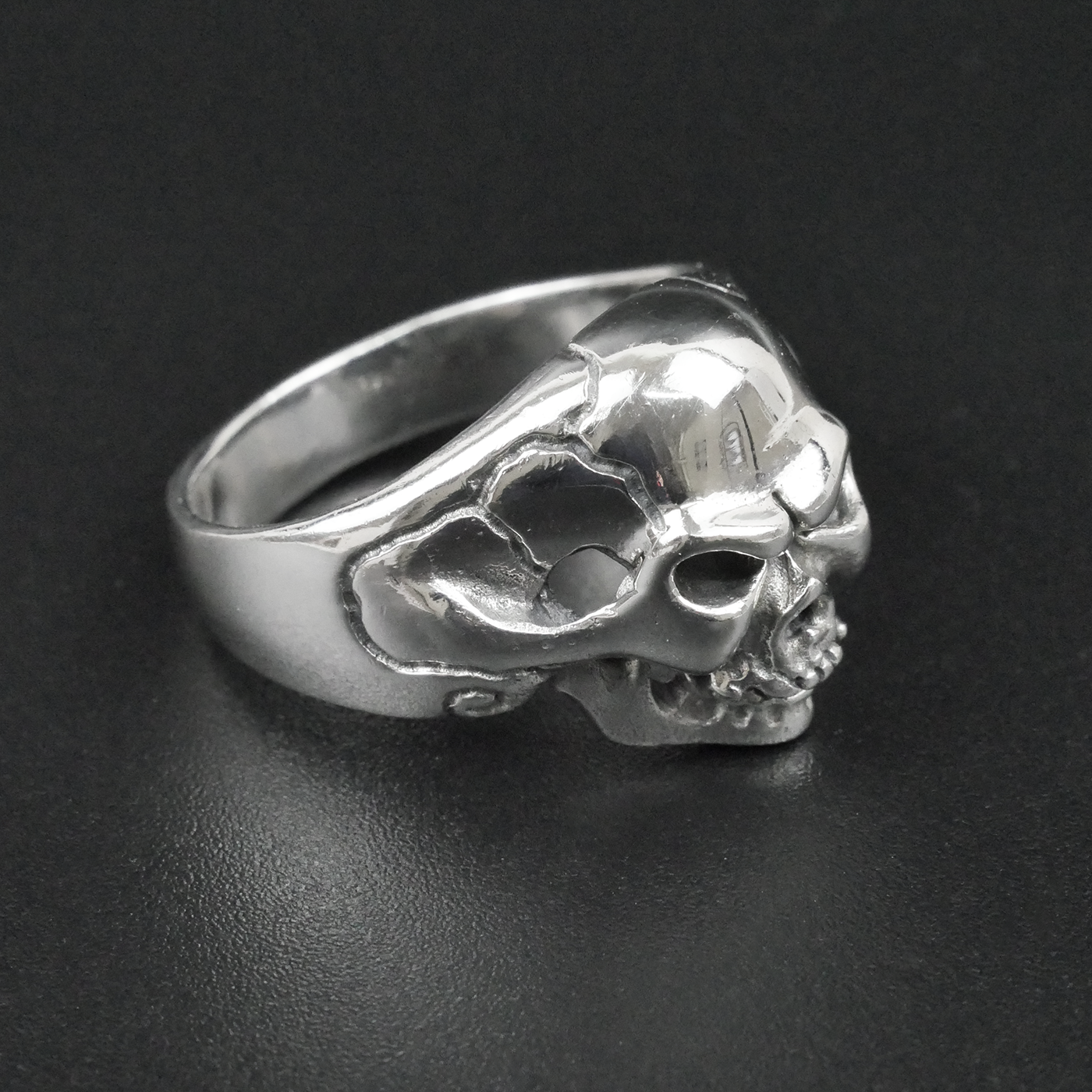 Silver "Cheeky Grin Skull" Gents Ring