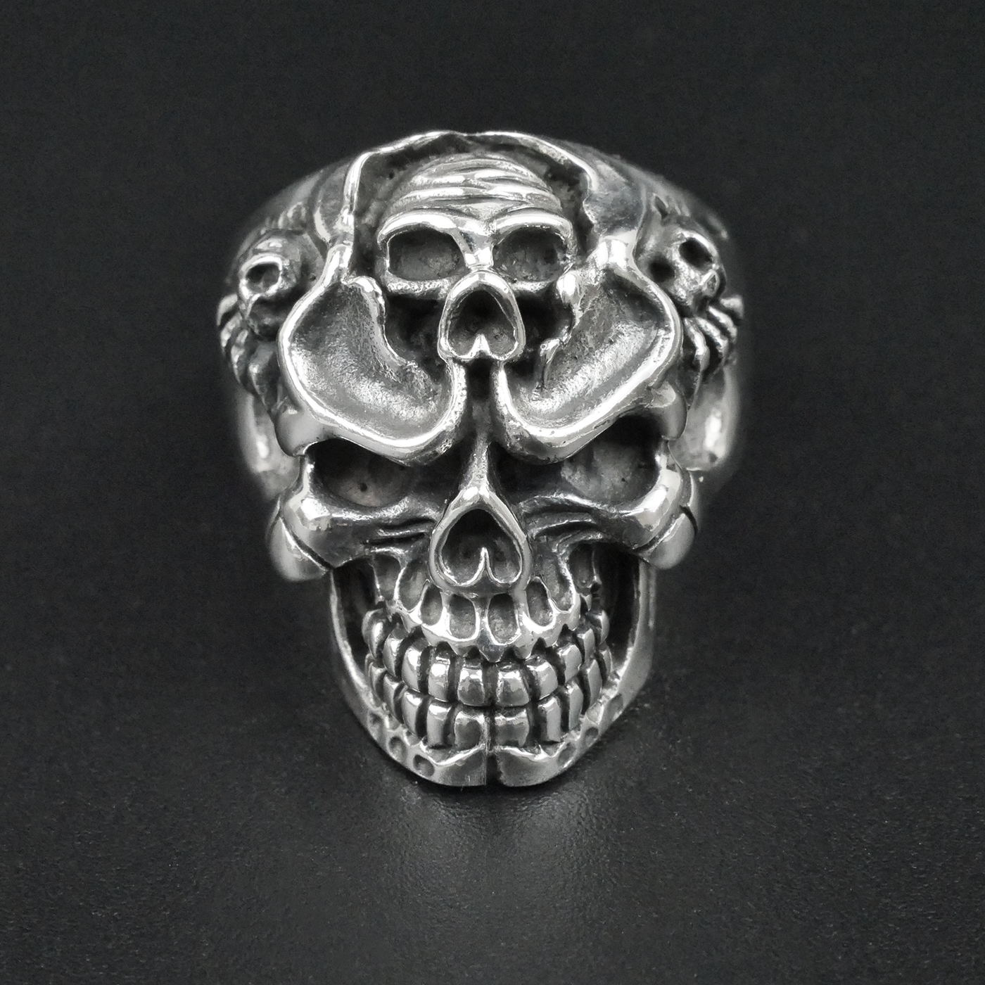 Silver "Many Face Skull" Gents Ring