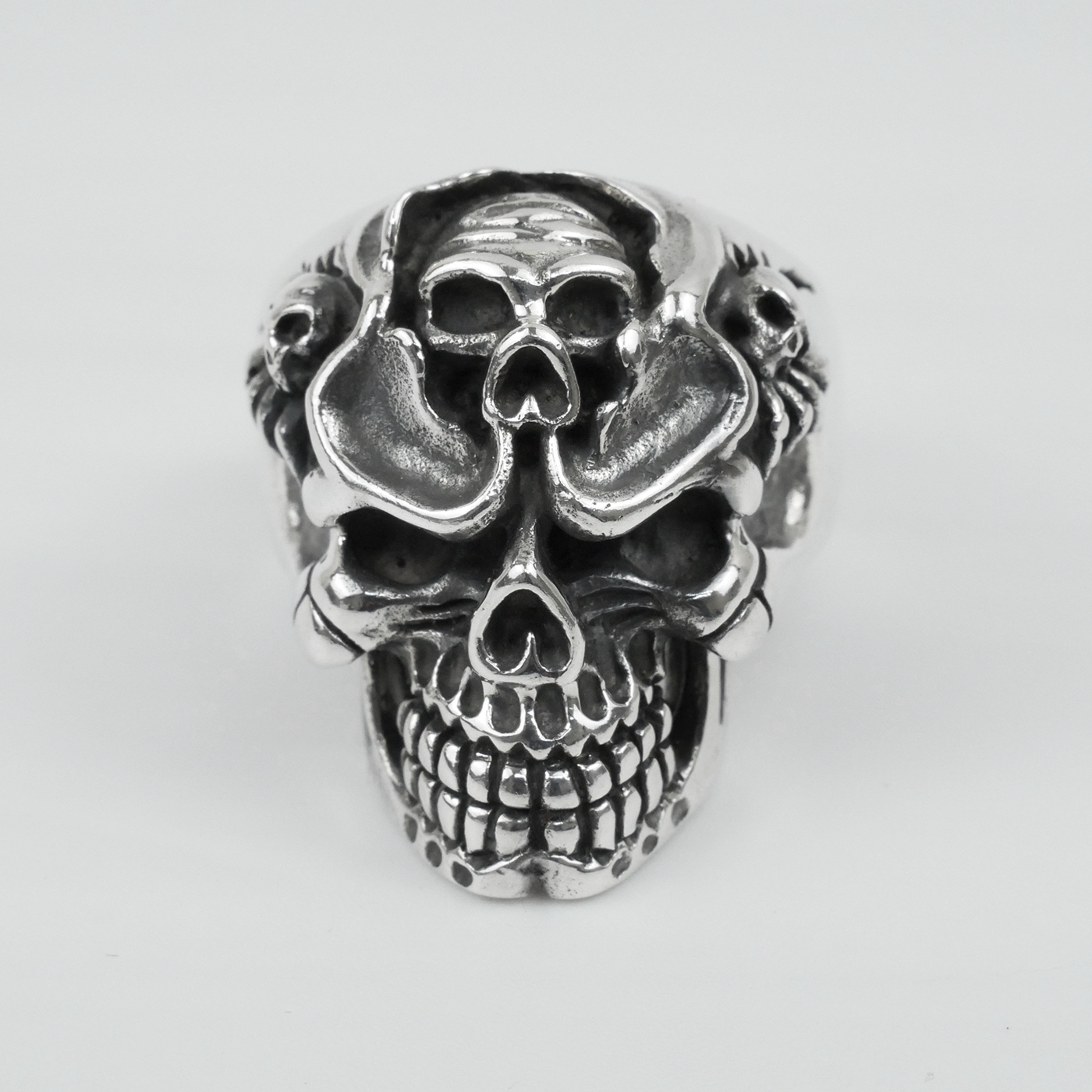 Silver "Many Face Skull" Gents Ring