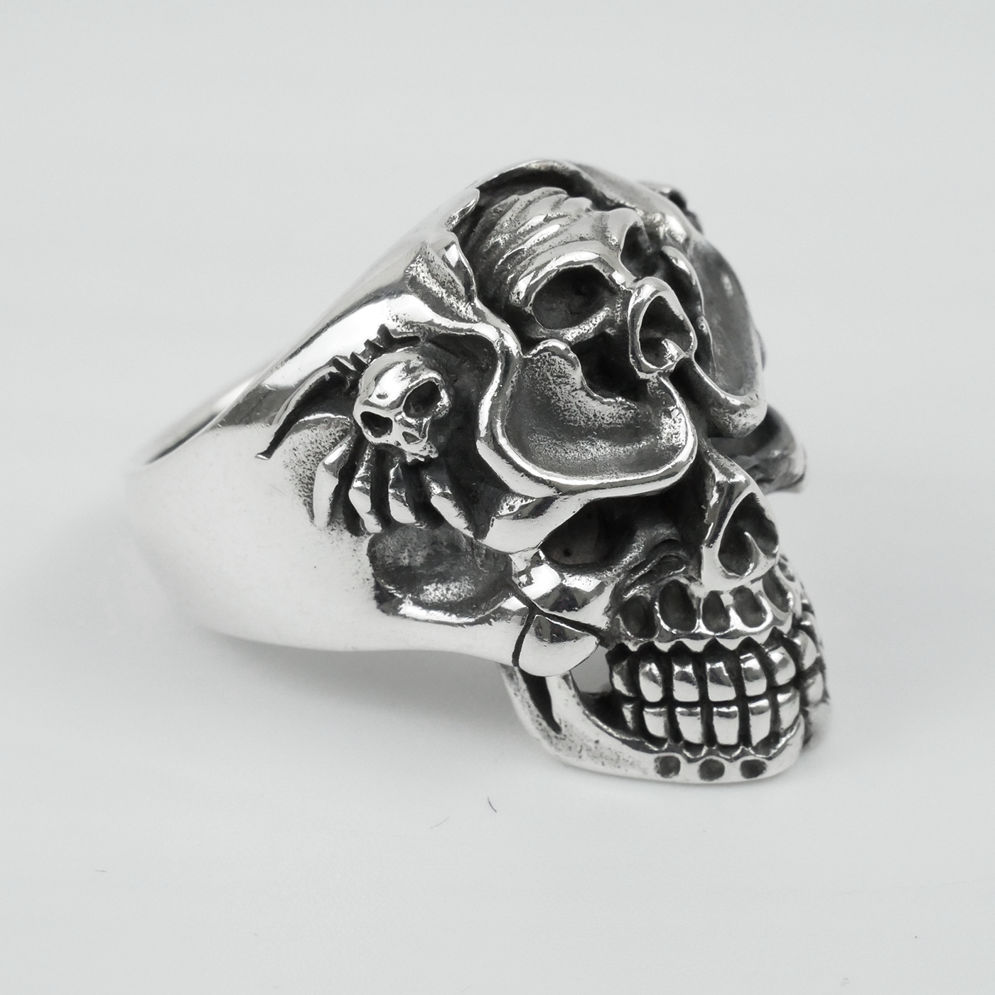 Silver "Many Face Skull" Gents Ring