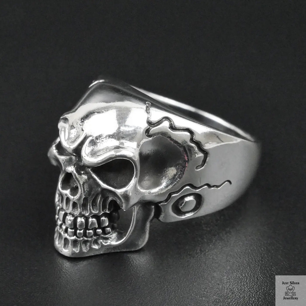 Silver Bold "Face Skull" Gents Ring Just Silver Jewellery