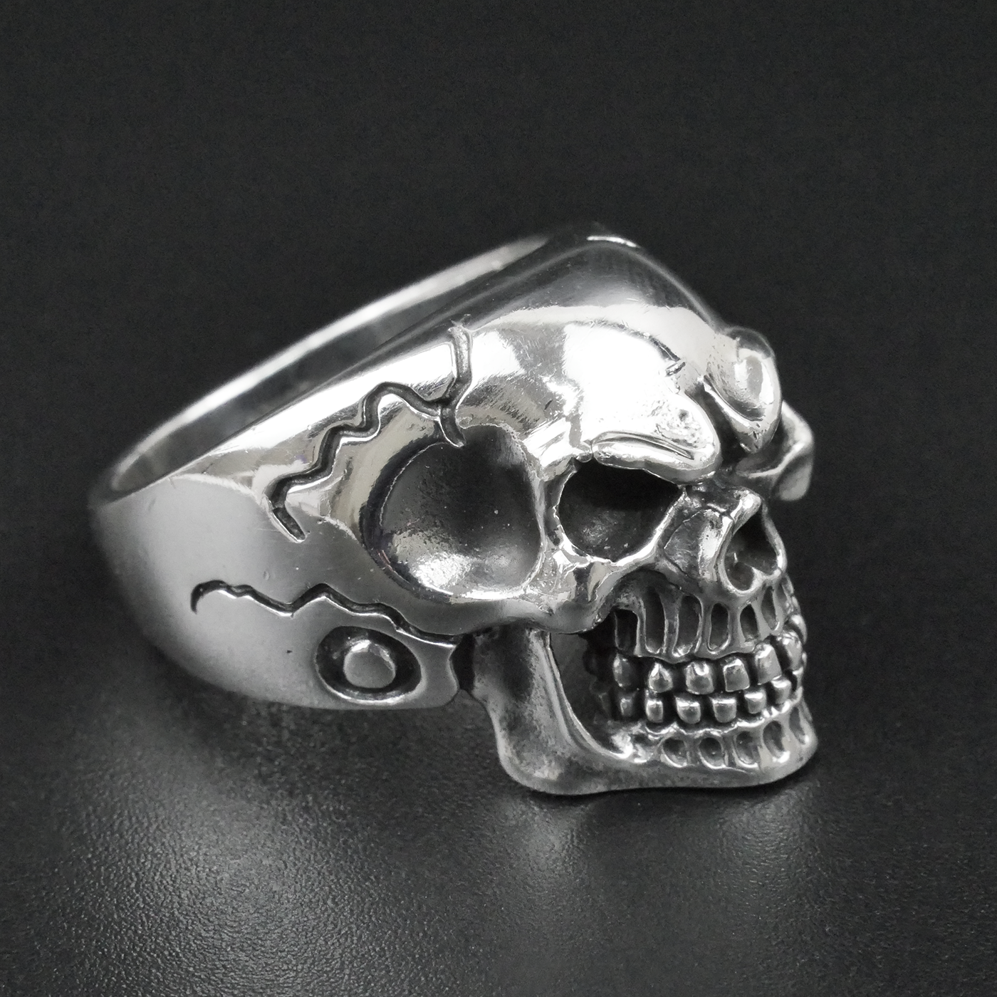 Silver "Face Skull" Gents Ring