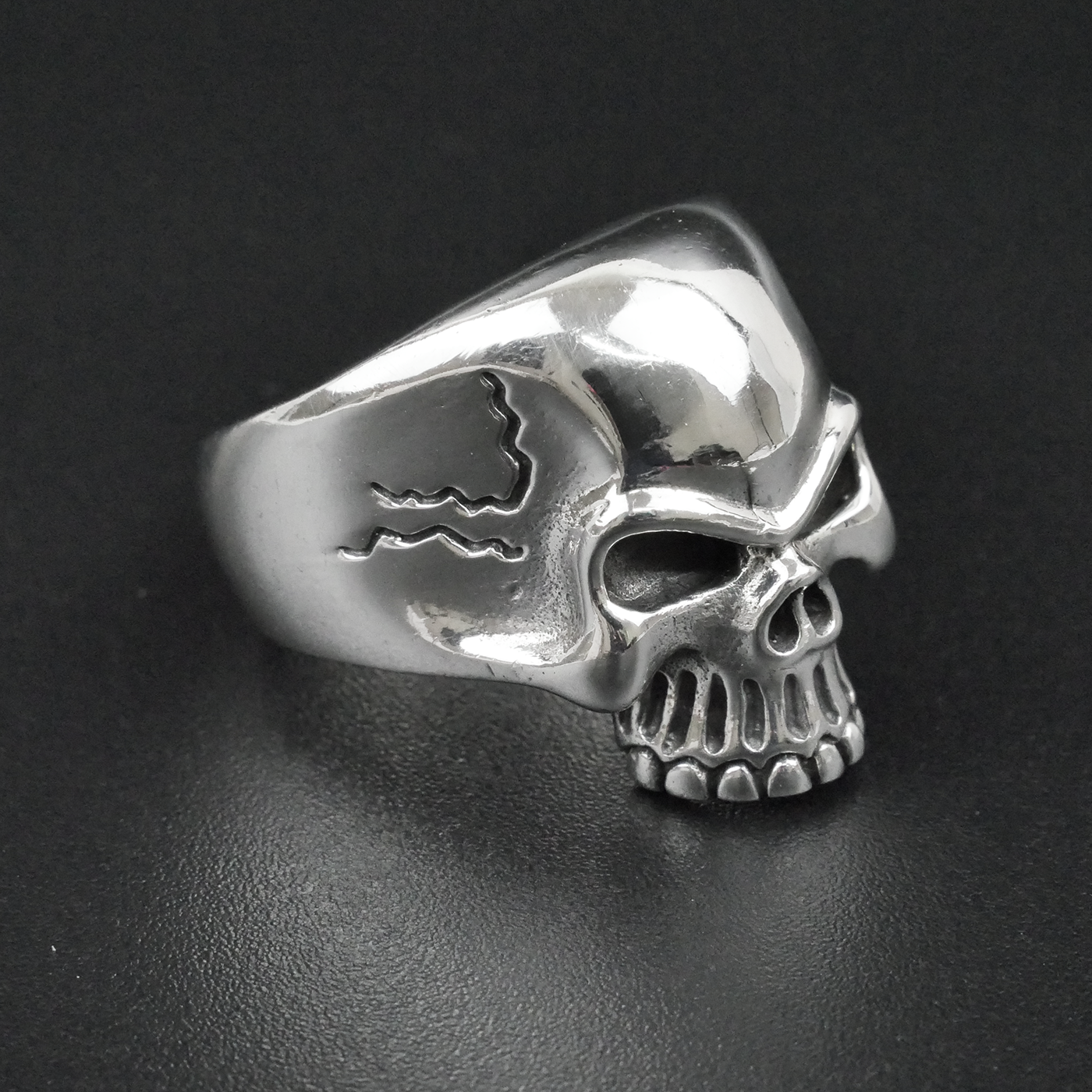 Silver "Top Skull" Gents Ring