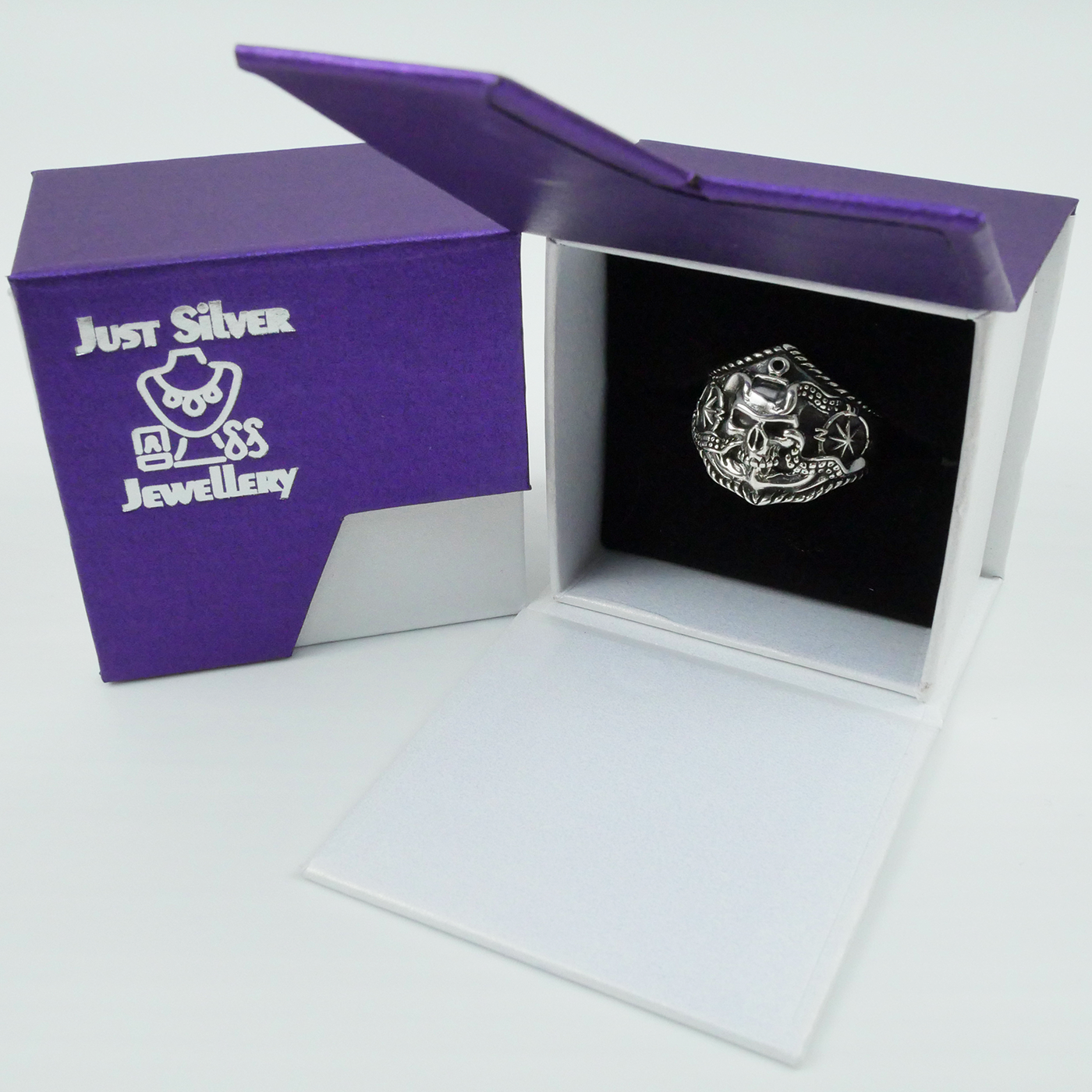 Silver "Skull & Anchor" Gents Ring