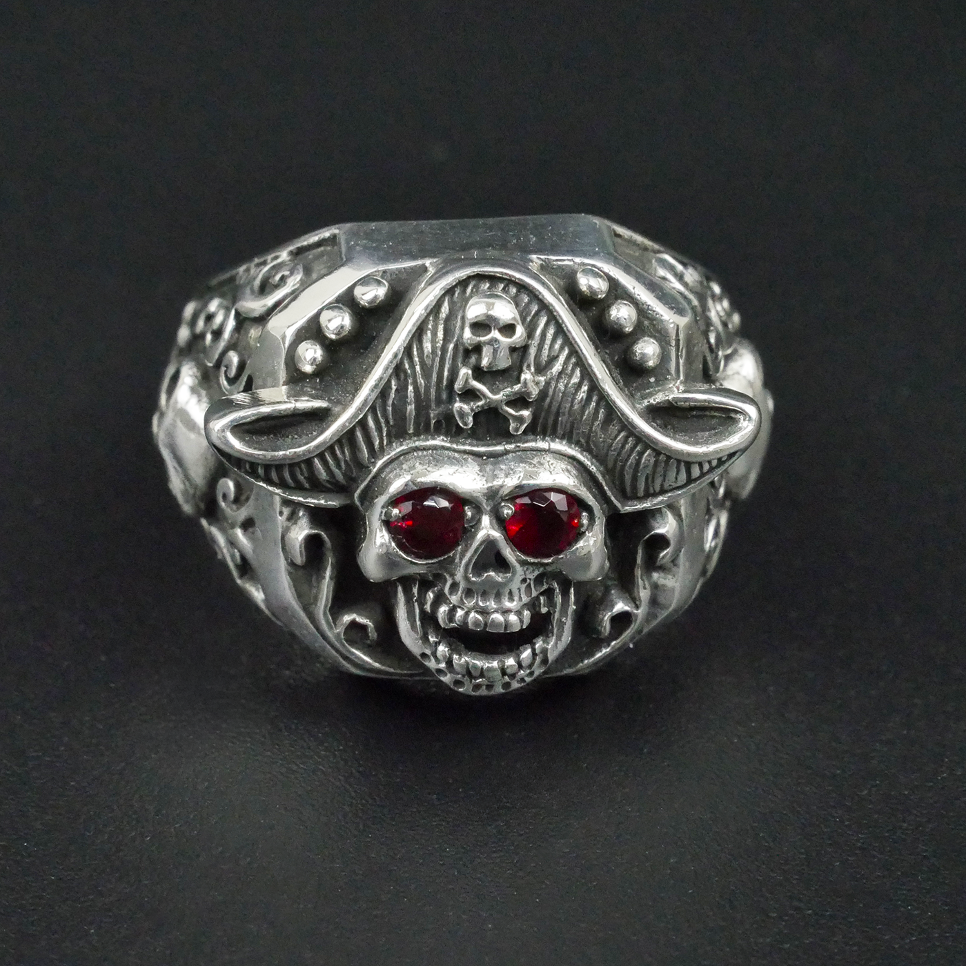 Silver "Pirate Captain" Gents Ring