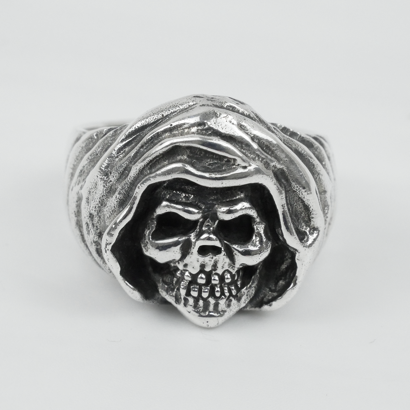 Silver "Hooded Skull" Gents Ring