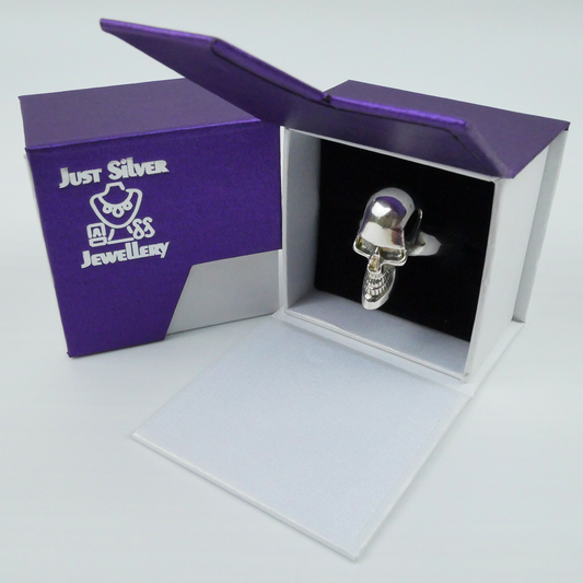 Silver "Long Skull" Gents Ring
