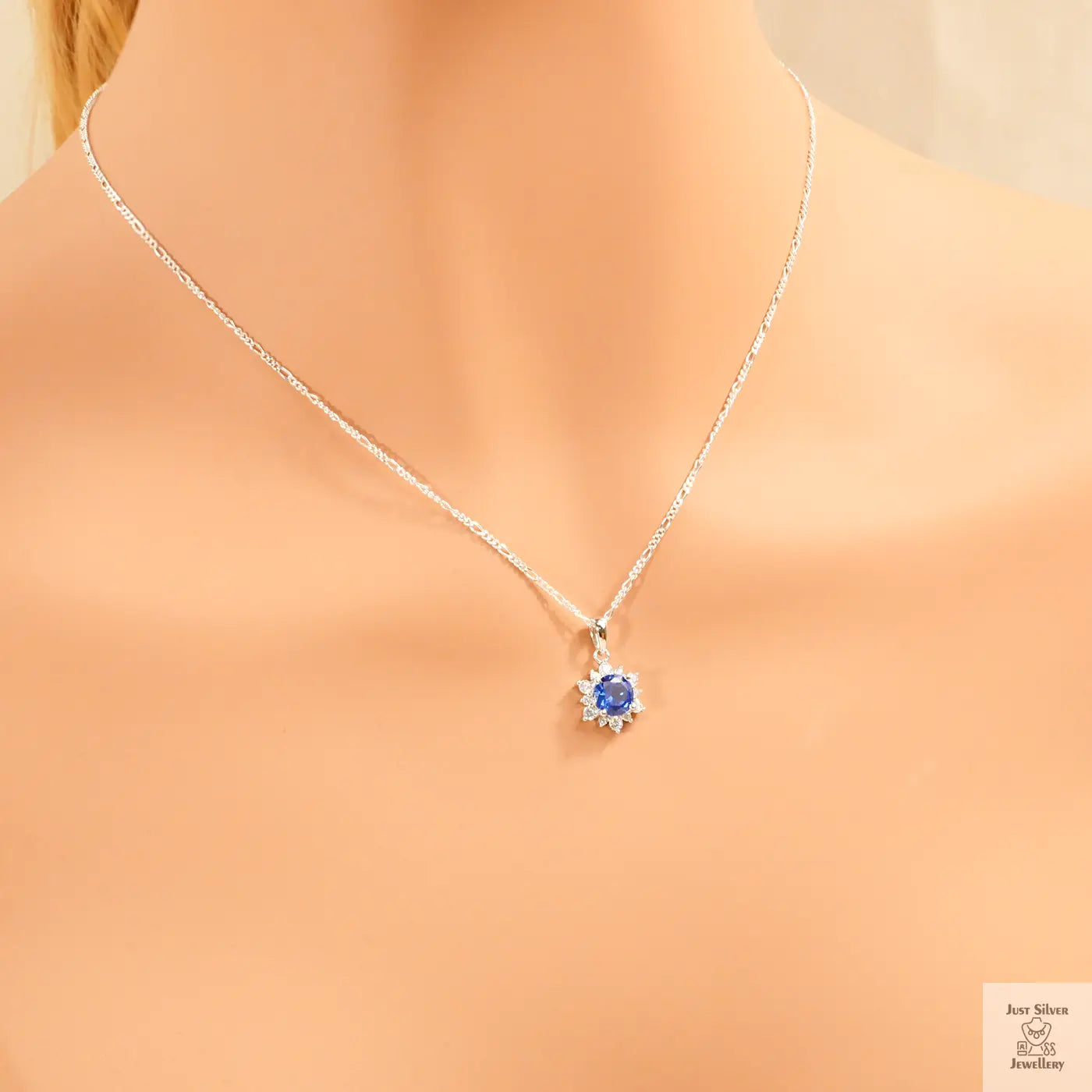 Silver Blue Natural Zircon Flower Pendant