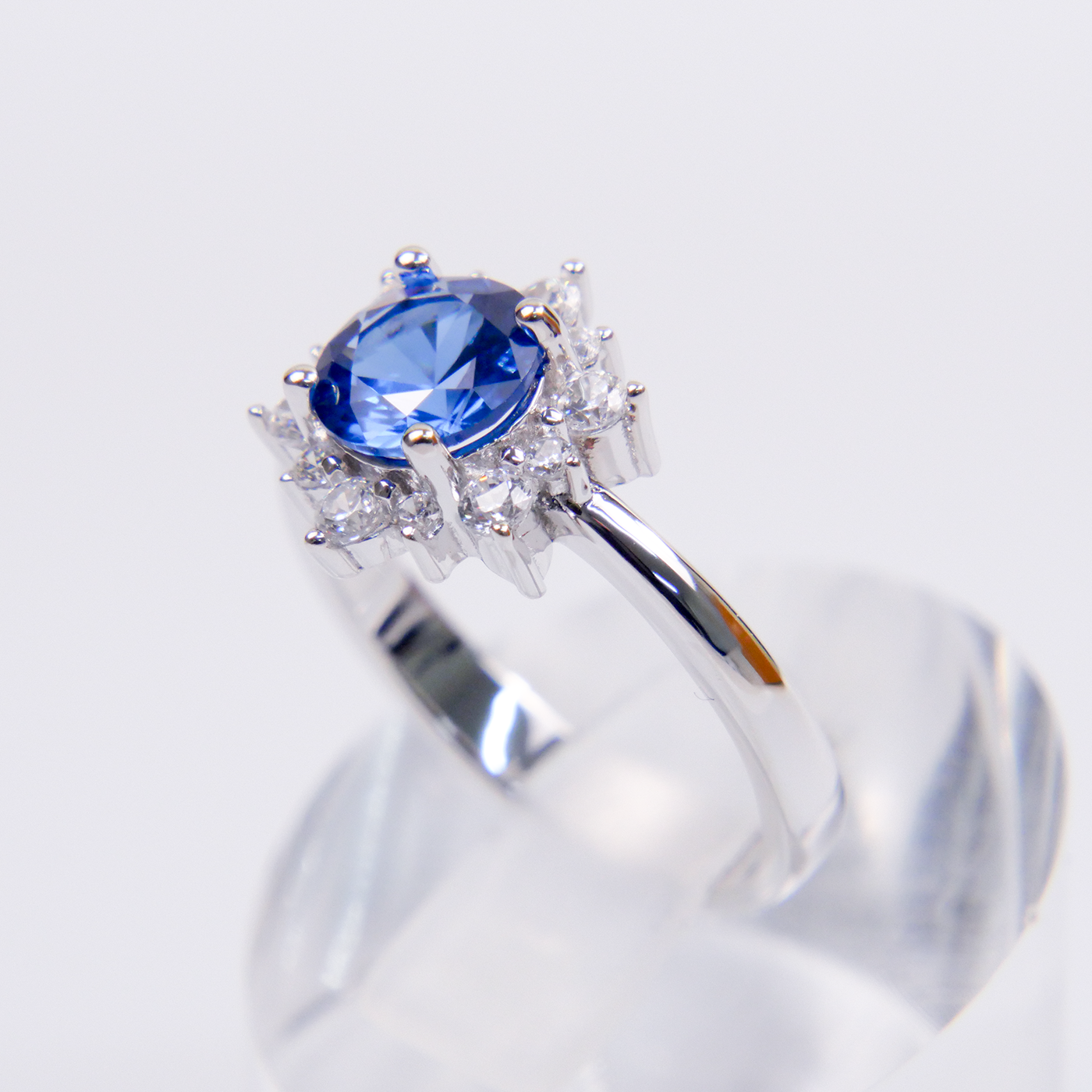 Silver Blue Natural Zircon Flower Ring