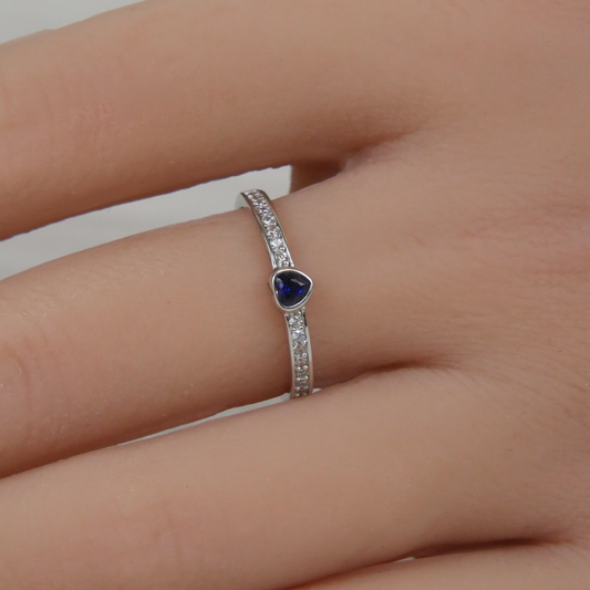 Silver Sapphire Heart Zirconia Subtle Ring