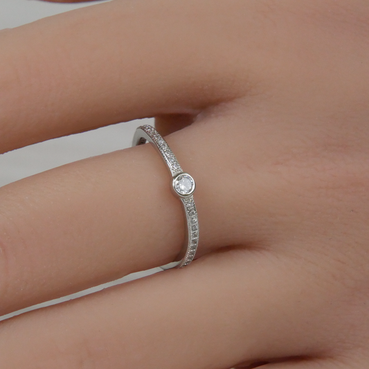 Silver White Round Zirconia Ring