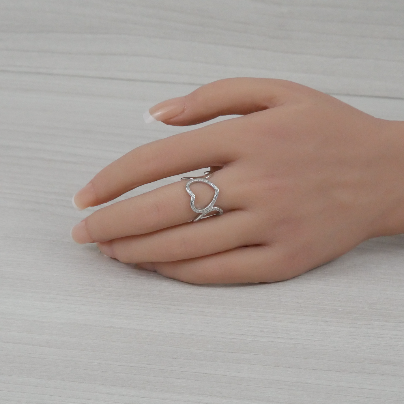 Silver Zirconia Hearts Ring