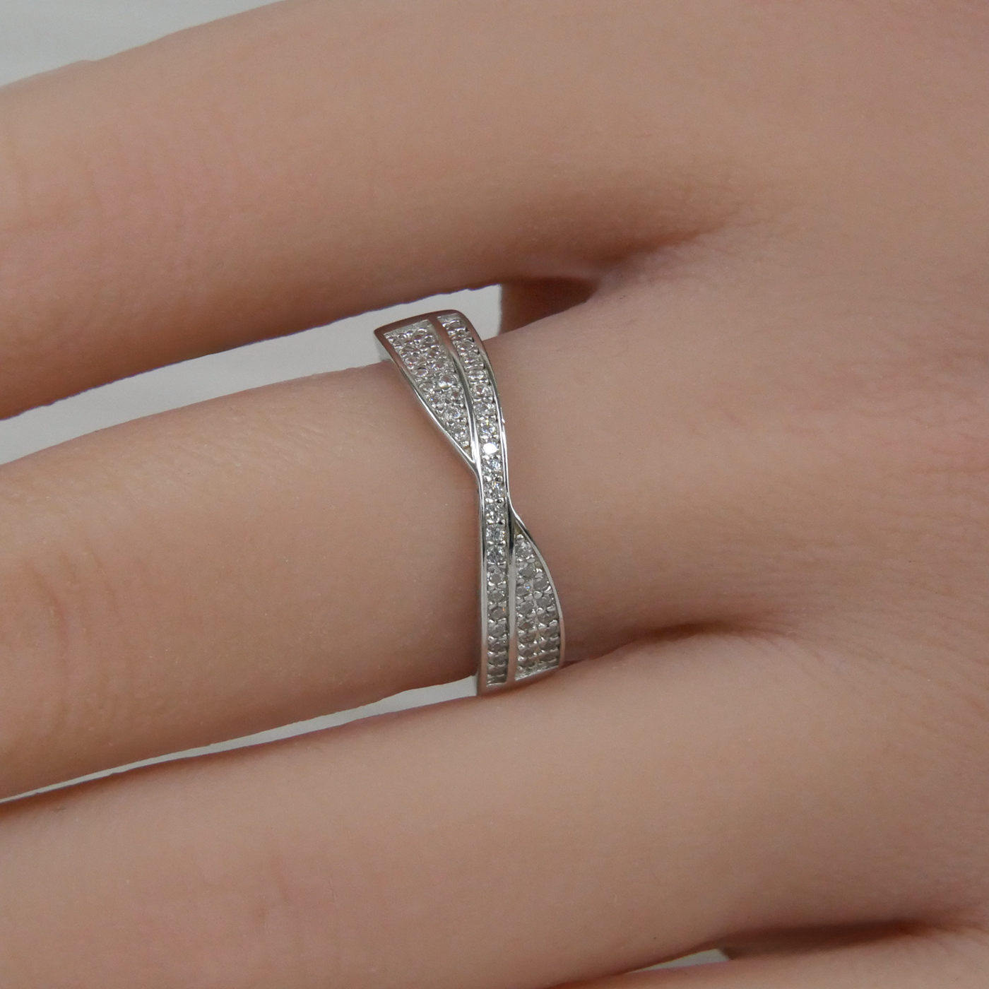 Silver Zirconia Kisses Ring